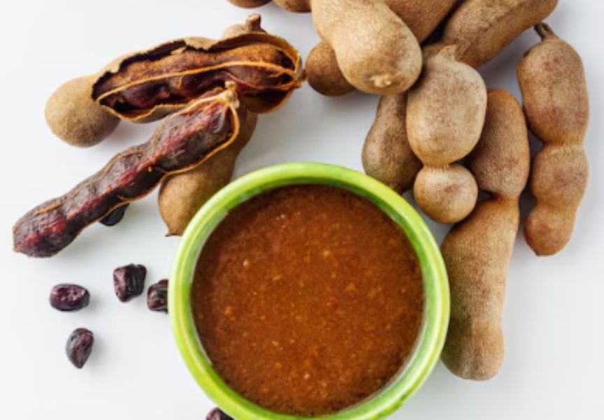 A bow of tamarind drink for digestion